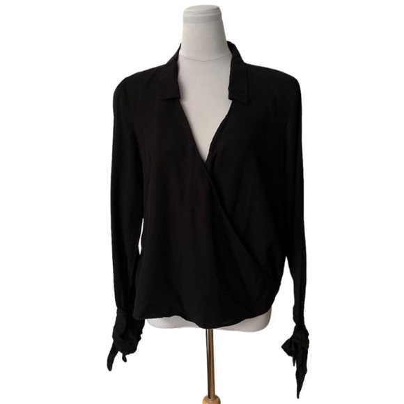 Zara Crossover Long Sleeve with Bows - Picture 2 of 11